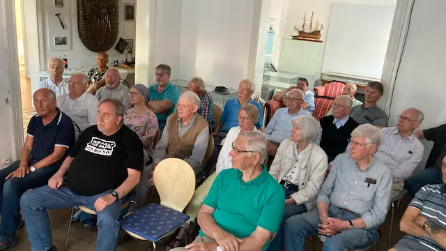 24 Gäste beim Vortrag zur Trinkwasserversorgung in Brunsbüttel